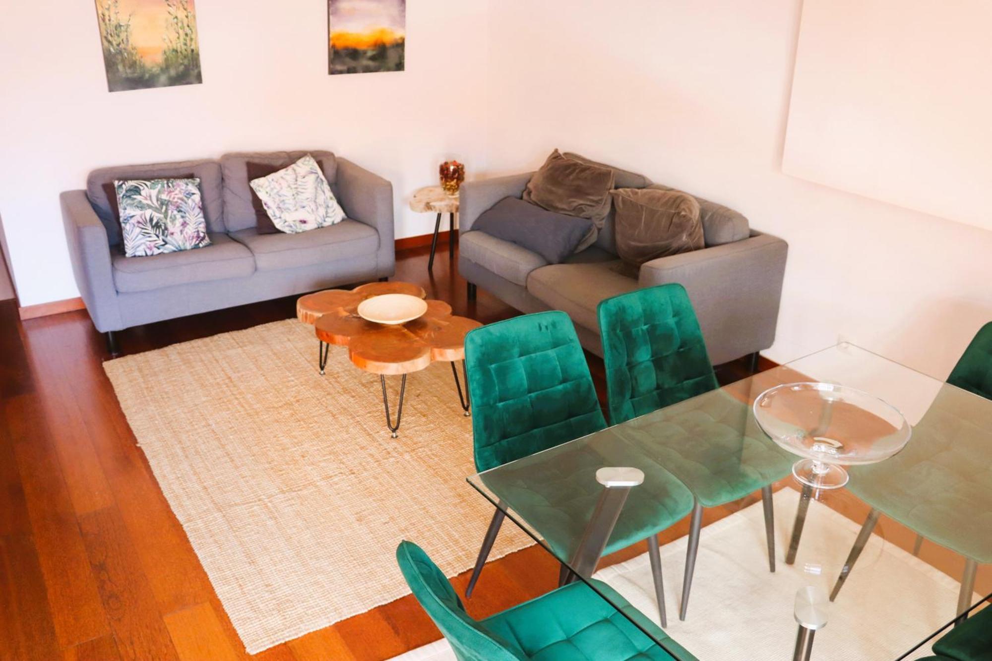 Luxury 3-Bedroom Apartment At High-End Senhora da Luz 외부 사진
