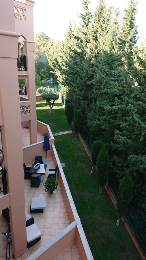 Luxury 3-Bedroom Apartment At High-End Senhora da Luz 외부 사진